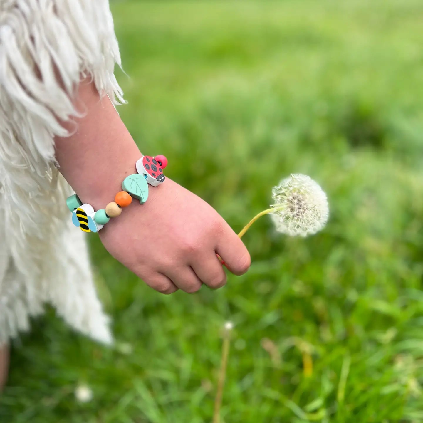 Armbånd perlesett Småinsekter | gaveeske