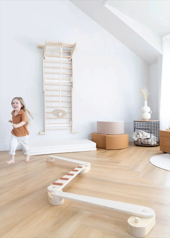 2 i 1 ribbevegg og klatretriangel