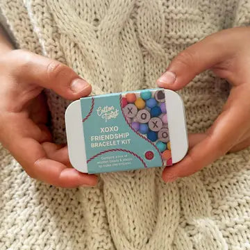 Armbånd perlesett gaveeske | vennskapsarmbånd xoxo